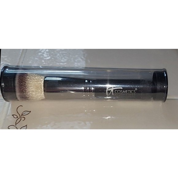it cosmetics Makeup It Cosmetics Heavenly Luxe Flat Top Buffing